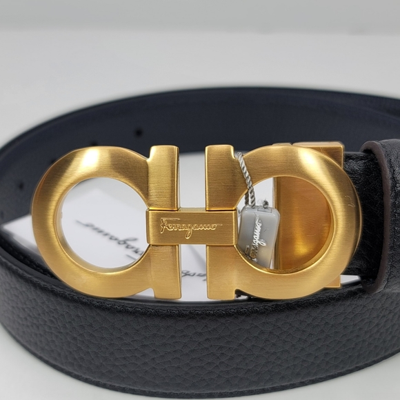 Salvatore Ferragamo Gold Gancini Buckle Reversible Black/Dark Blue Belt. - Picture 2 of 7